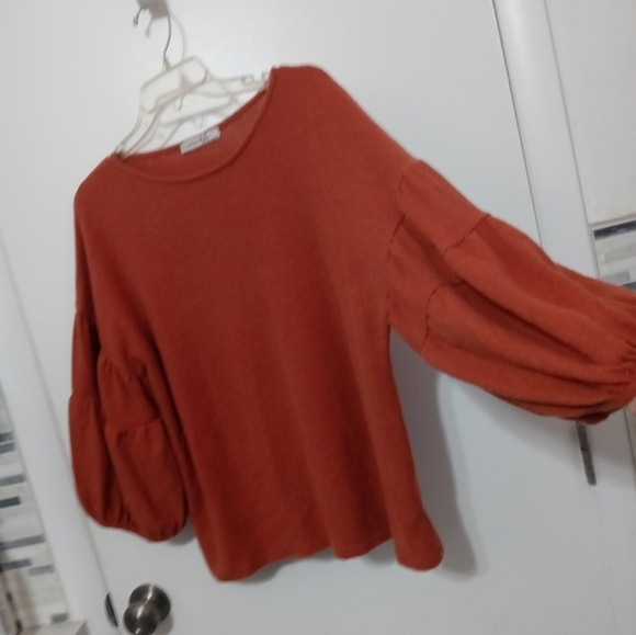 Free Market by Flying Tomatoes Burnt Orange Sweater With Balloon 1/2 Sleeves - Picture 3 of 9